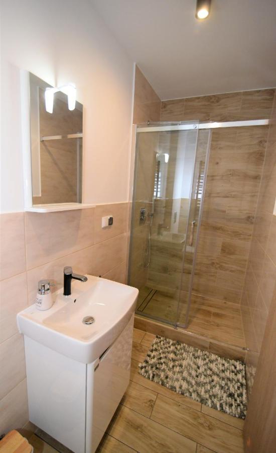 Apartament De Luxe Emily קרפאז' מראה חיצוני תמונה